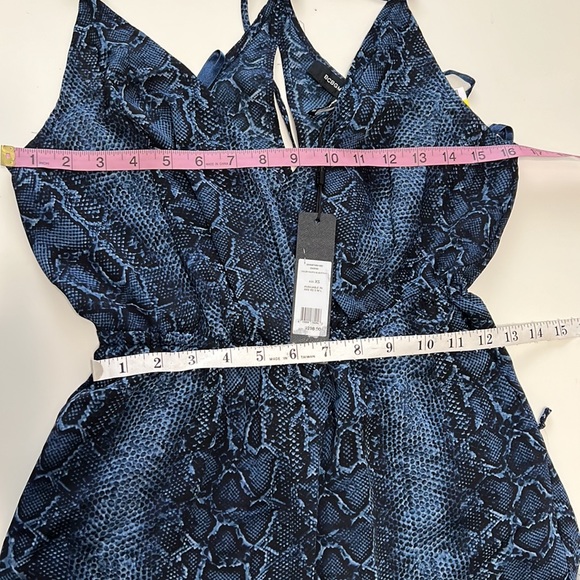 NWT BCBGMAXAZRIA Blue Python Jumpsuit Size XS - Picture 9 of 16